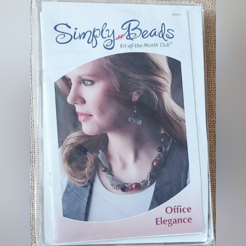NEW Simply Beads Jewelry Kit BD041 DIY Necklace & Earring Kit Office Elegance